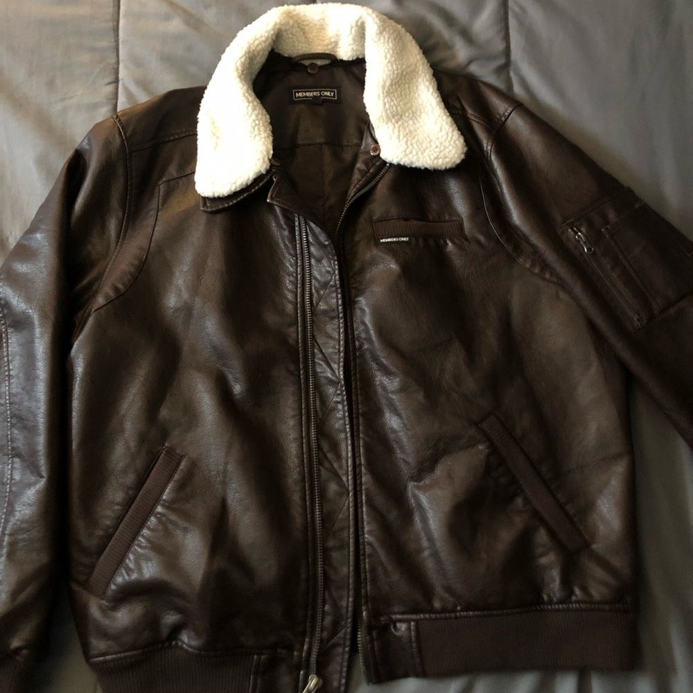 Members Only Leather Bomber Jacket size XL